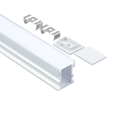 Profil mené en aluminium monté en surface givré par diffuseur de PC pour les lumières de bande menées