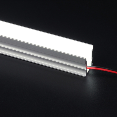 Profil mené en aluminium monté en surface givré par diffuseur de PC pour les lumières de bande menées