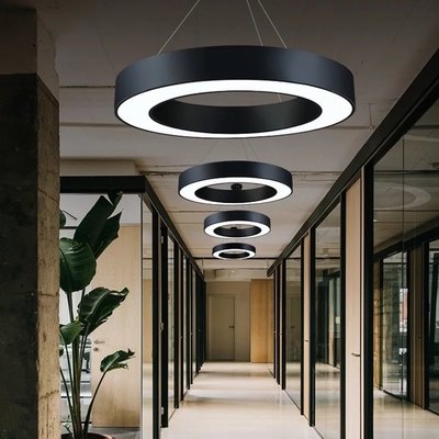 Les lumières linéaires rondes circulaires de LED Ip44 à télécommande pour la décoration de bureau