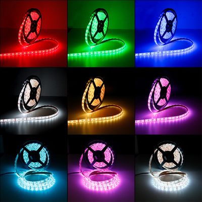 lumières de bande du mètre LED de 12V 5050 RVB 10 avec le contrôle de synchronisation IP20 à distance