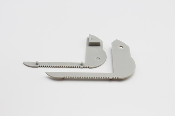 L'extrusion en aluminium argentée anodisée pour la bande de LED allume la largeur de 80mm